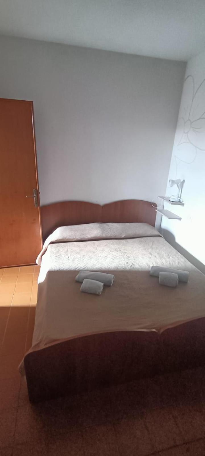 Camping Ermosa Posada  Buitenkant foto